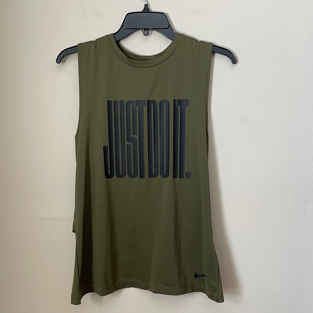 Nike “Just Do It” Sleeveless Muscle Shirt- Medium